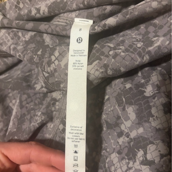 Lululemon Align High-Rise Legging Pant 28" Grey Camo Sz8 - Picture 5 of 6